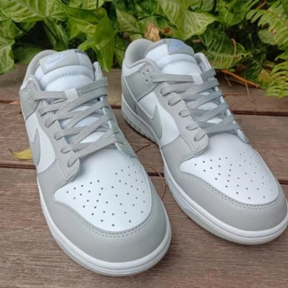 Nike Dunk Low Retro Grey Fog Women's Sneakers - Picture 2 of 5